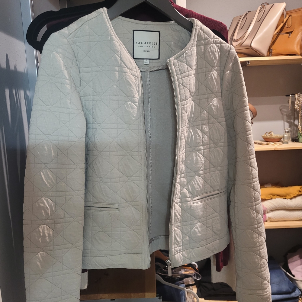 Bagatelle Women's Off-White Quilted Blazer